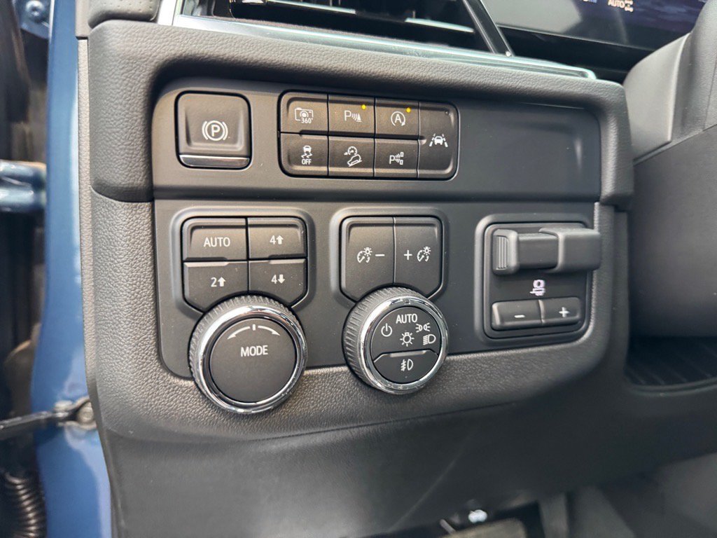 New 2025 Chevrolet Tahoe Premier AWD/4WD image 15