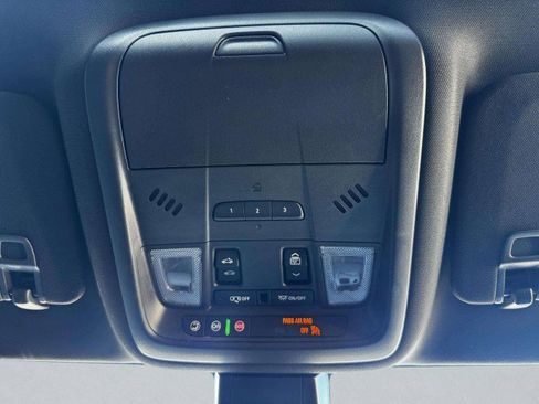 Used 2024 Cadillac XT6 Luxury w/ LPO, Floor Liner Package image 41