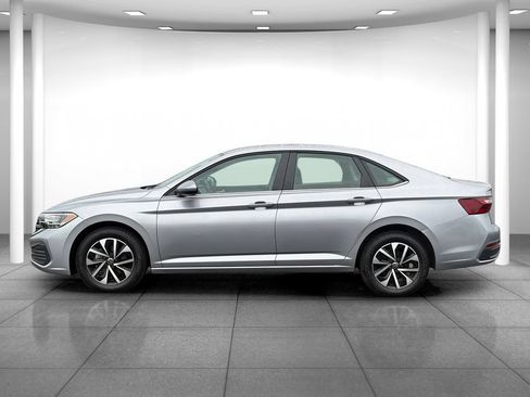 Used 2024 Volkswagen Jetta S FWD image 4
