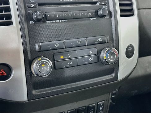 Used 2012 Nissan Frontier PRO-4X w/ Pro-4x Luxury Pkg AWD/4WD image 21