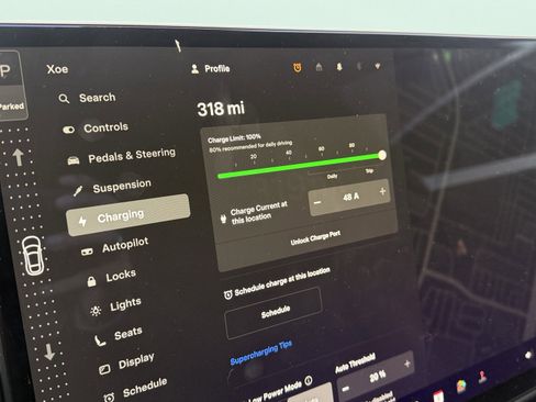 Used 2022 Tesla Model S image 4