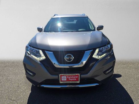Used 2018 Nissan Rogue SV AWD/4WD image 8