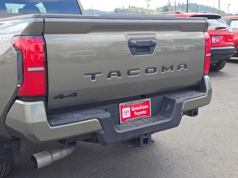 Certified 2025 Toyota Tacoma TRD Sport AWD/4WD image 14