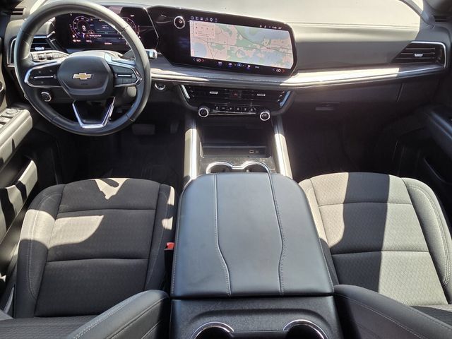 Certified 2025 Chevrolet Suburban LS AWD/4WD image 12