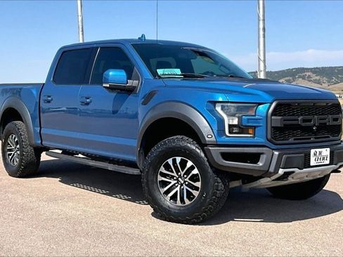 Used 2019 Ford F150 Raptor w/ Equipment Group 802A Luxury AWD/4WD image 3