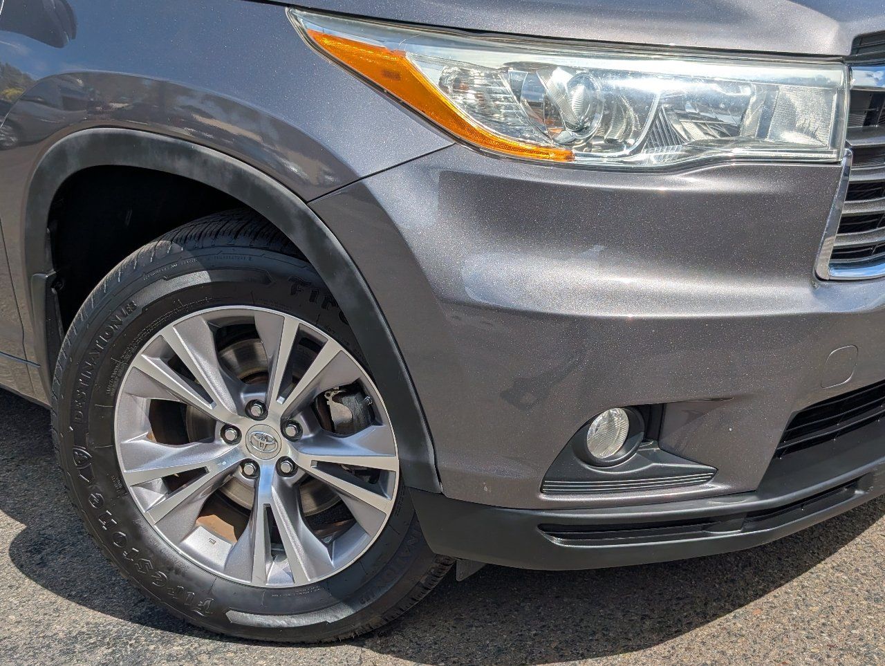 Used 2015 Toyota Highlander XLE AWD/4WD image 11
