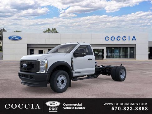 New 2026 Ford F550 4x4 Regular Cab Super Duty image 1
