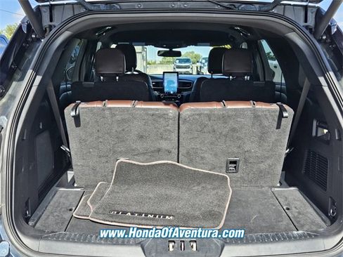 Used 2022 Ford Explorer Platinum w/ Technology Package image 14