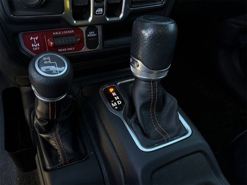 Used 2023 Jeep Gladiator Mojave w/ Trailer Tow Package image 20