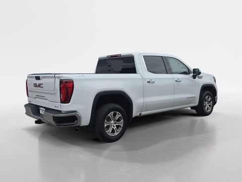 Used 2024 GMC Sierra 1500 SLT AWD/4WD image 5