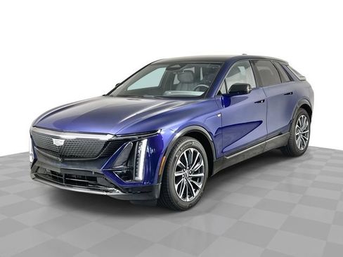Used 2024 Cadillac Lyriq Sport RWD image 1