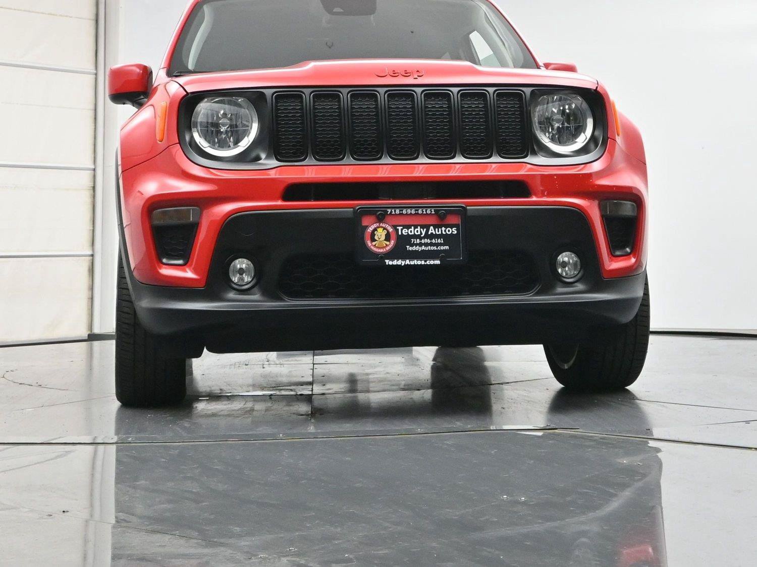 Used 2022 Jeep Renegade Latitude w/ Convenience Group AWD/4WD image 27