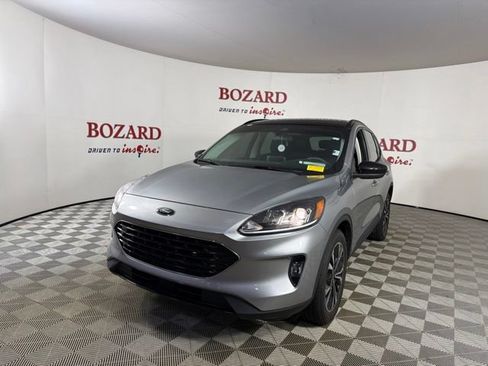 Certified 2022 Ford Escape SEL w/ SEL Stealth AWD Package image 4