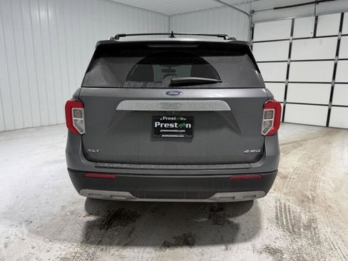 Used 2023 Ford Explorer XLT w/ Equipment Group 202A image 5