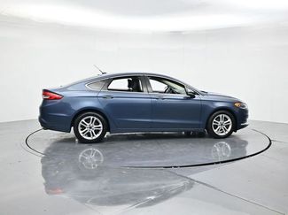 Used 2018 Ford Fusion SE video 2