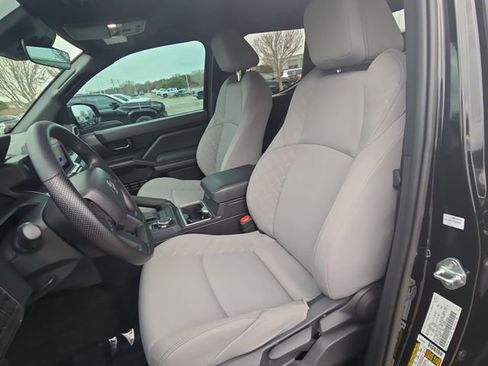Used 2025 Toyota Tacoma SR5 image 14