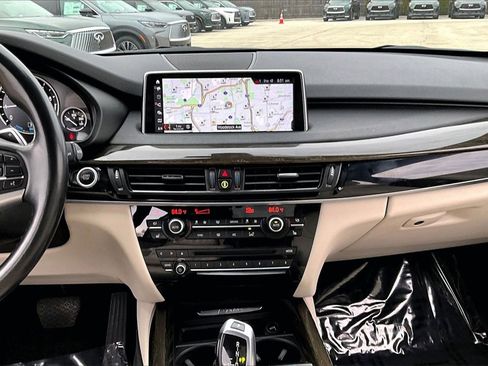 Used 2018 BMW X5 xDrive40e image 19