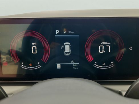 Used 2025 Hyundai Tucson SEL FWD image 19