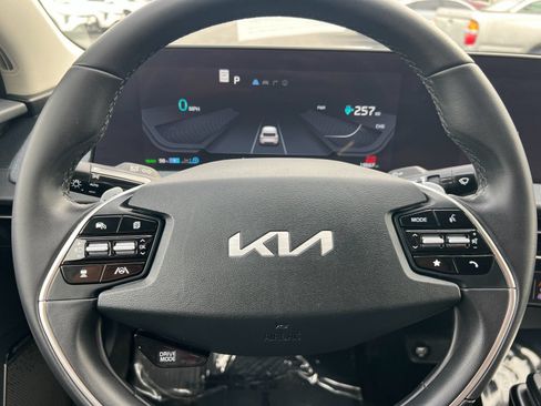 Certified 2023 Kia EV6 Wind RWD image 23