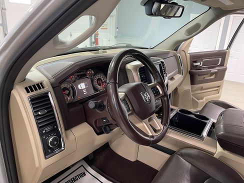 Used 2015 RAM 1500 Laramie Longhorn w/ Convenience Group AWD/4WD image 9