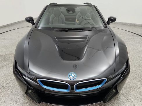 Used 2019 BMW i8 Roadster AWD/4WD image 10