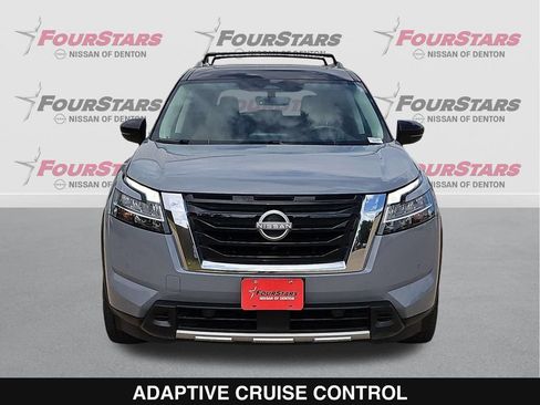 Used 2023 Nissan Pathfinder Platinum w/ Cargo Package FWD image 10