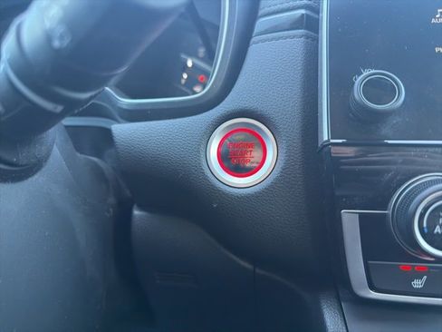 Certified 2018 Honda CR-V Touring image 41