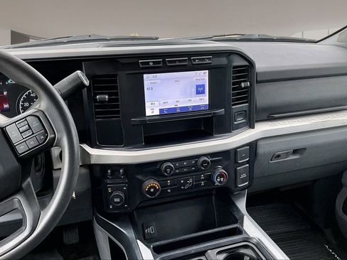 Used 2023 Ford F250 XLT w/ FX4 Off-Road Package AWD/4WD image 6