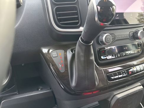 New 2025 RAM ProMaster 2500 w/ Advanced Safety Group FWD image 40