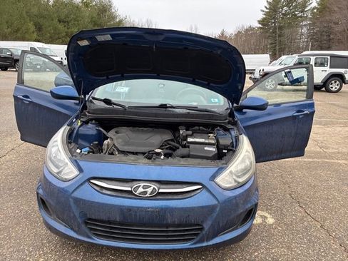 Used 2017 Hyundai Accent SE image 33