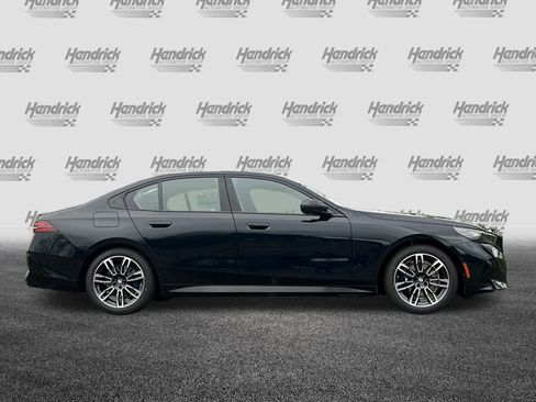 New 2026 BMW 530i 530i w/ M Sport Package image 5