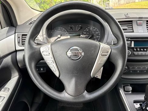 Used 2016 Nissan Sentra S FWD image 18