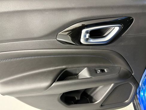 New 2026 Jeep Compass Latitude AWD/4WD image 33