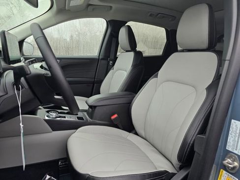 New 2026 Ford Escape SE w/ PHEV Premium Package image 10
