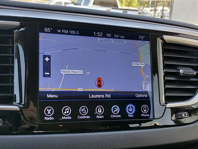 Used 2017 Chrysler Pacifica Touring-L w/ Tire & Wheel Group FWD image 14