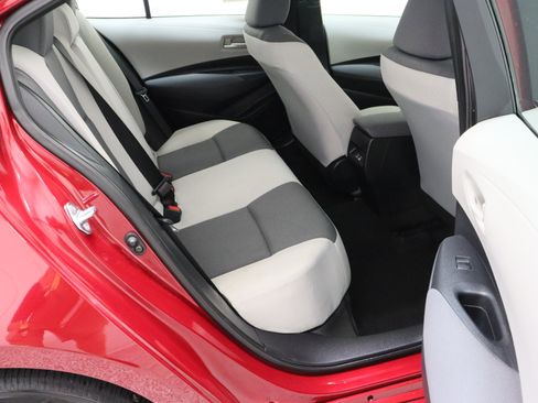 Certified 2025 Toyota Corolla LE FWD image 30