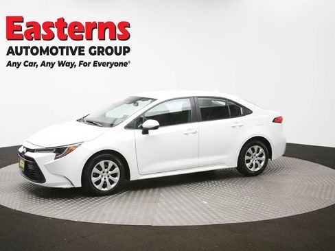 Used 2024 Toyota Corolla LE FWD image 55