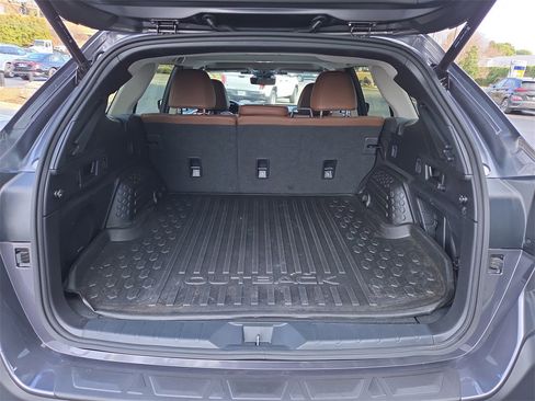 Used 2023 Subaru Outback Touring image 16