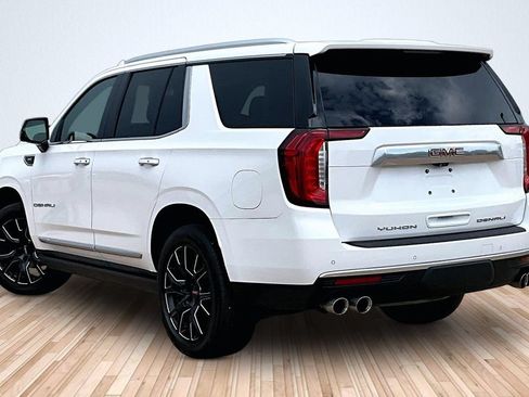 Used 2021 GMC Yukon Denali w/ Denali Premium Package AWD/4WD image 10