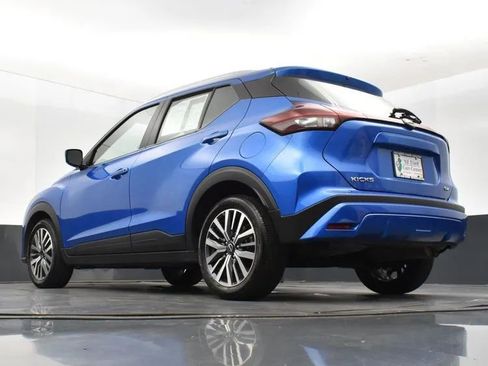 Used 2024 Nissan Kicks SV image 12