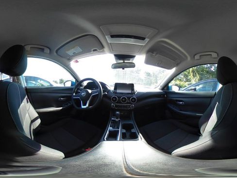 Used 2025 Nissan Sentra SV FWD image 41