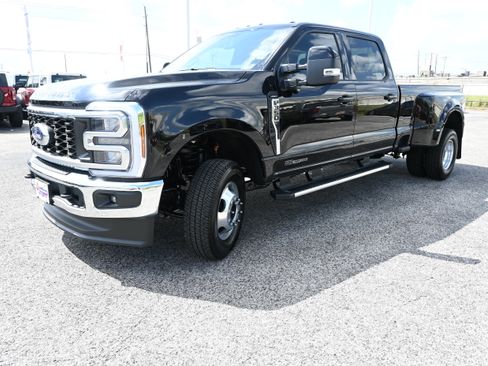 New 2026 Ford F350 Lariat AWD/4WD image 8