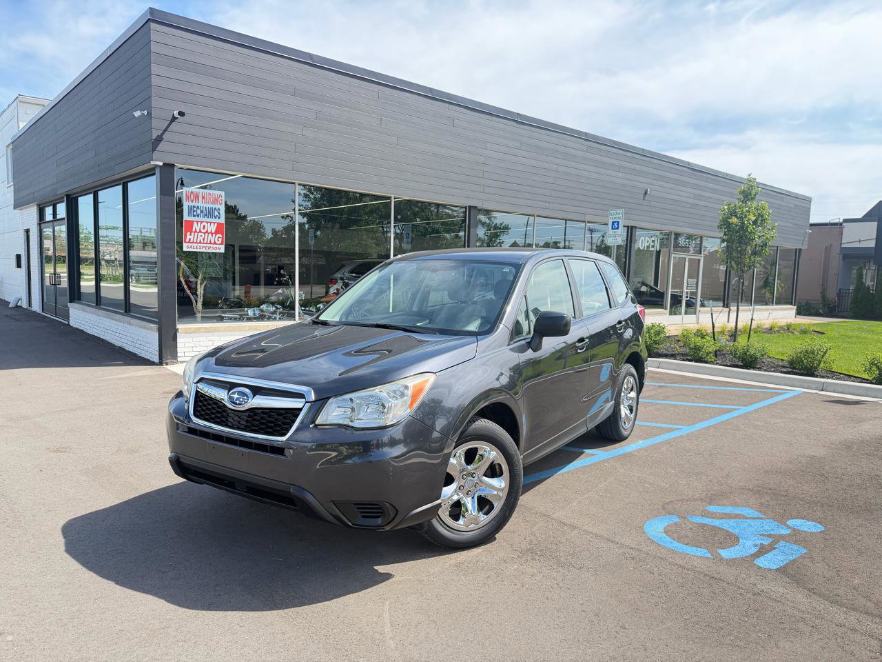 Used 2014 Subaru Forester 2.5i w/ Popular Package #1 AWD/4WD image 1