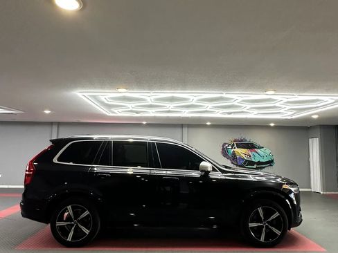 Used 2016 Volvo XC90 T5 R-Design FWD image 6