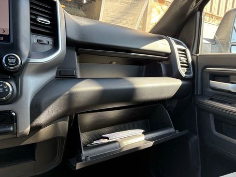 Used 2024 RAM 2500 Big Horn image 33