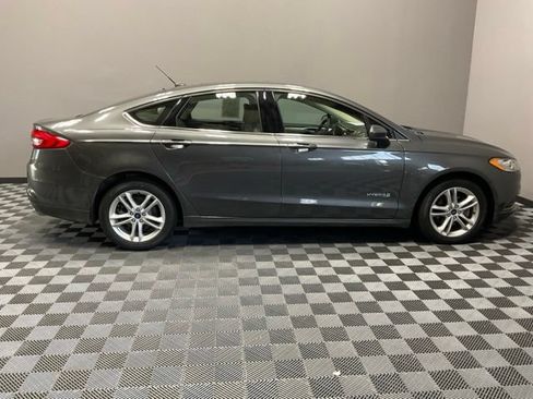 Used 2018 Ford Fusion S FWD image 7