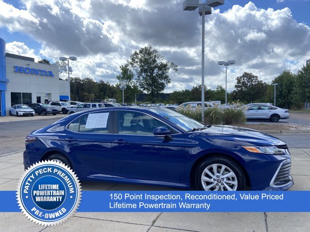 Used 2024 Toyota Camry LE FWD image 1