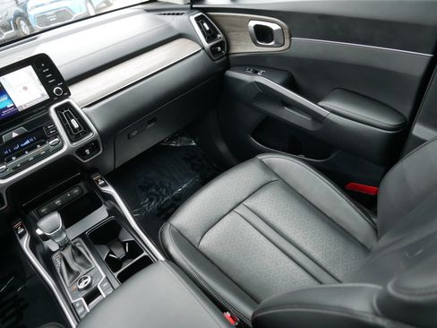 Certified 2023 Kia Sorento X-Line EX AWD/4WD image 11