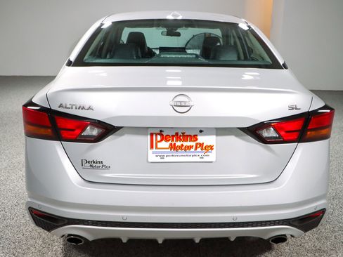 Used 2023 Nissan Altima 2.5 SL image 8