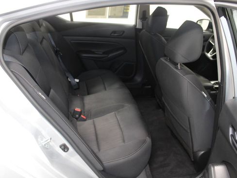 Used 2024 Nissan Altima 2.5 SV image 28